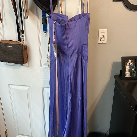 Elegant Purple Dress - Picture 3 of 6